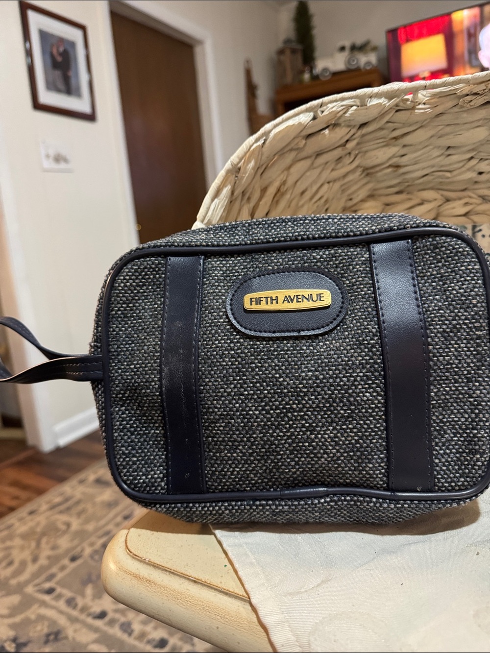 Saks Fifth Avenue Black and Gray Textured Toiletry Bag